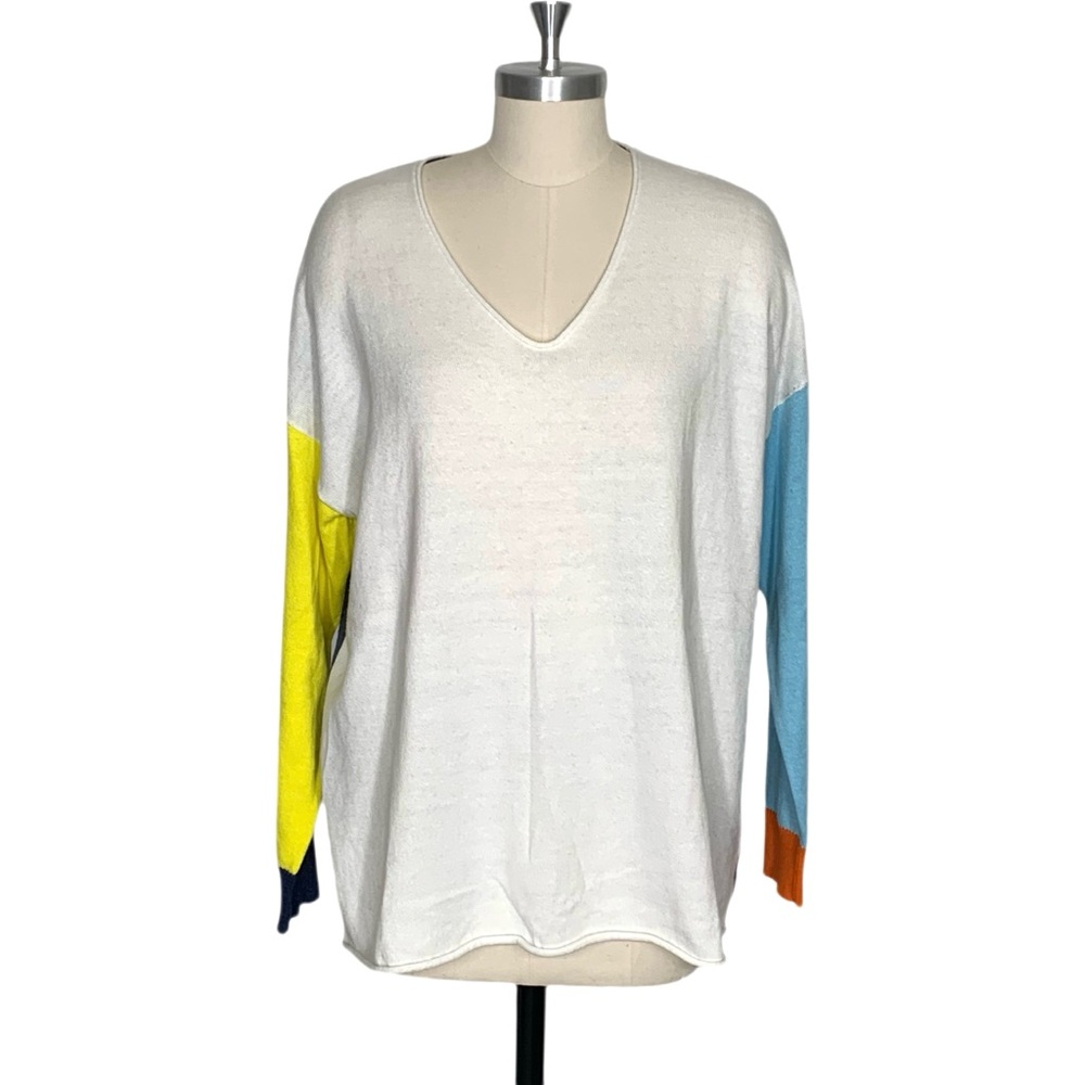 Colorblock Crew Neck Sweater - Picture 3 of 10